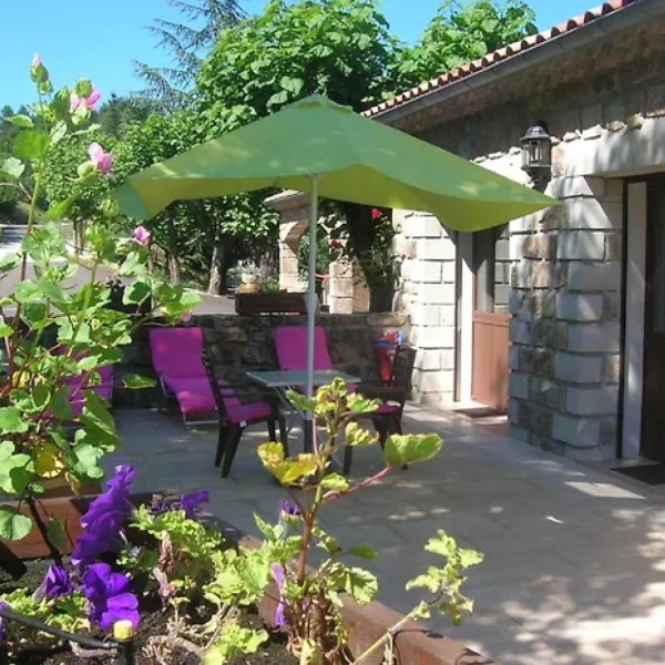 Aux Vieux Arceaux - restaurant MERCUER - top resto MERCUER