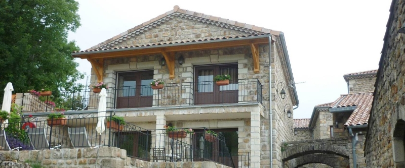 Aux Vieux Arceaux - restaurant MERCUER - manger a MERCUER